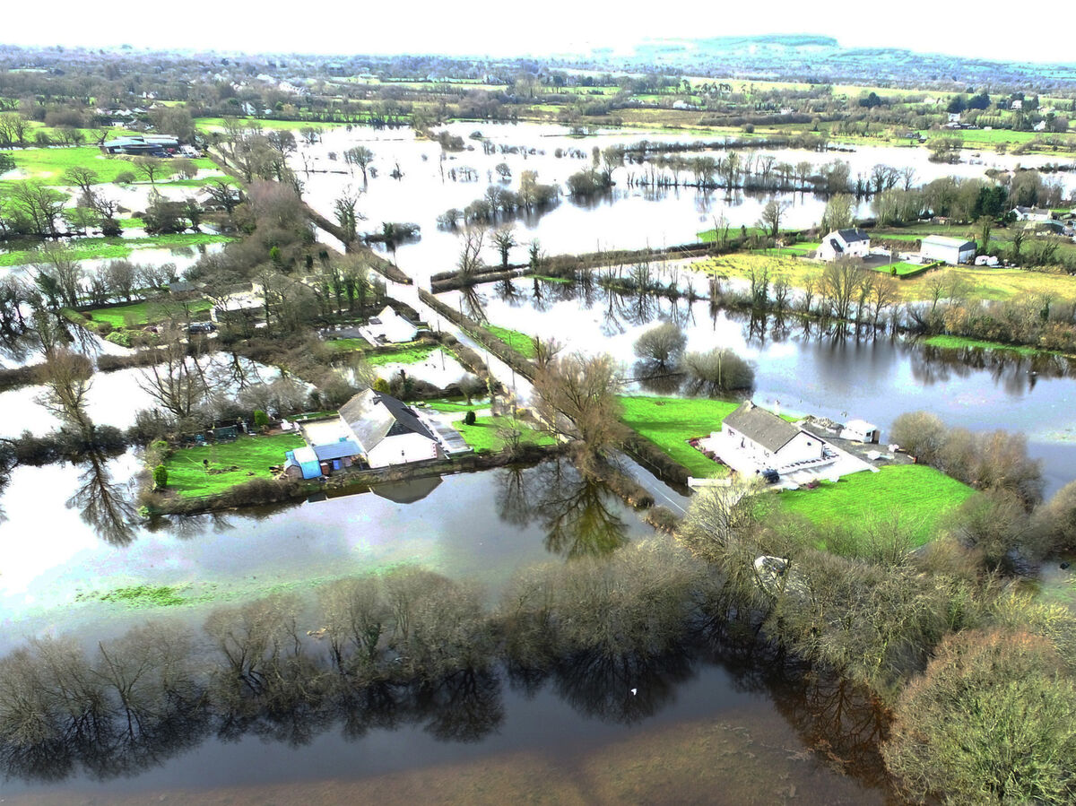 23/2/2020 The rising waters of the river Shannon once again consume the lands and houses around Springfield Clonlara in south east Clare just north of Limerick city. Photograph Sam Burke/Press 22 23/2/2020 The rising waters of the river Shannon once again consume the lands and houses around Springfield Clonlara in south east Clare just north of Limerick city. Photograph Sam Burke/Press 22