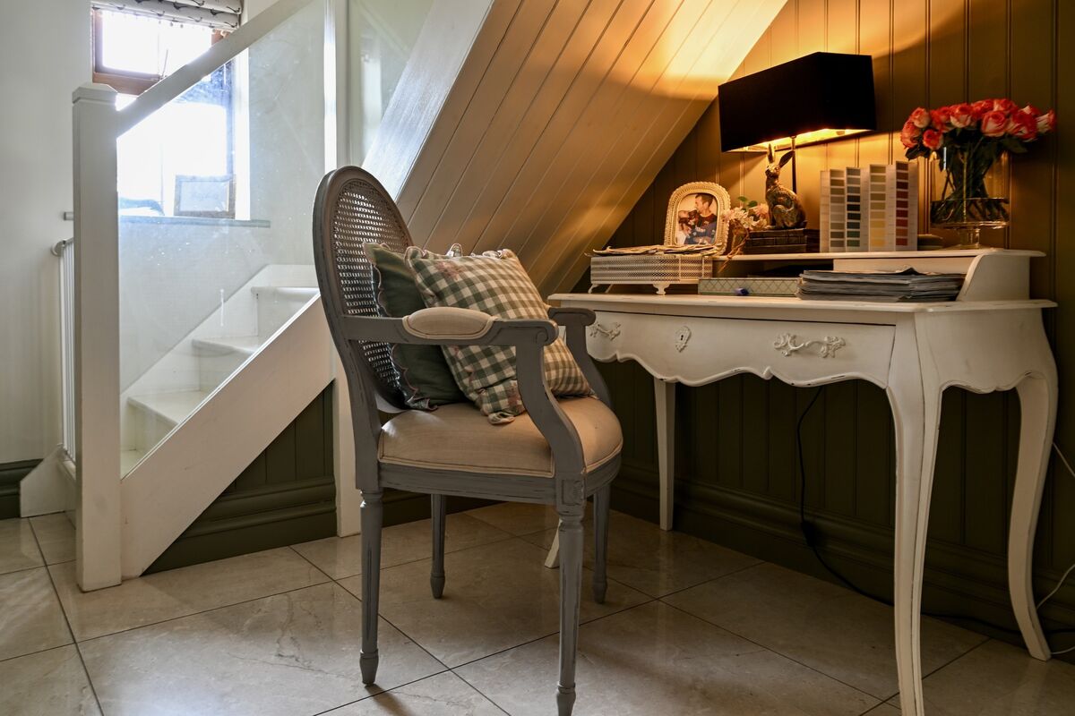 Every space is carefully considered: A writing desk in the understairs nook. 