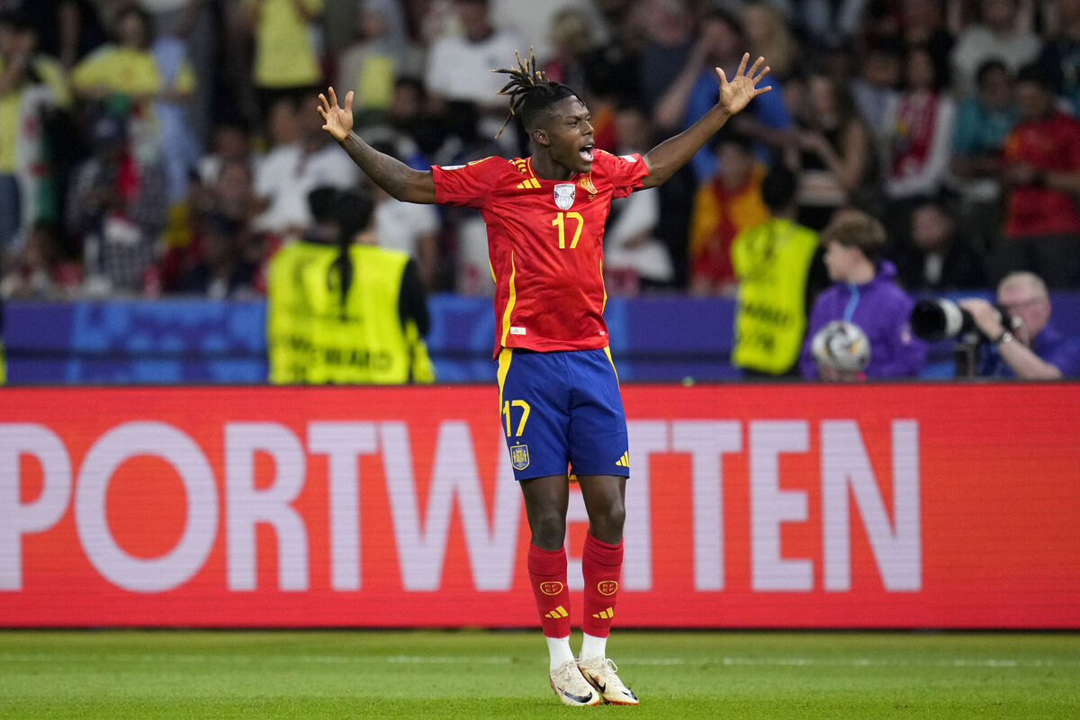 Nico Williams celebrates after scoring in the final