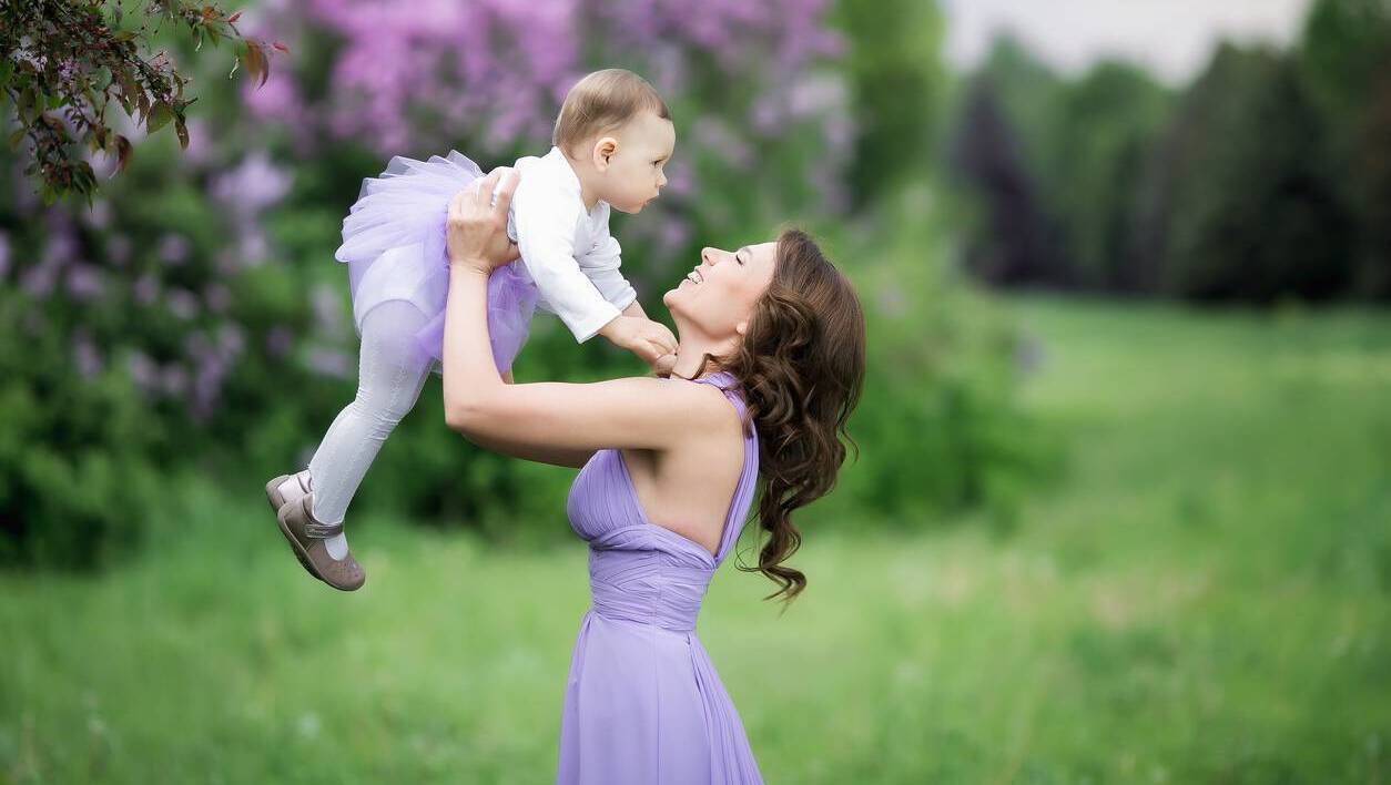 Consumer Corner: What's a wedding nanny and how much do they cost?