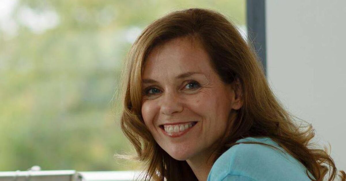 Book review: Compulsive read drawn from shadows