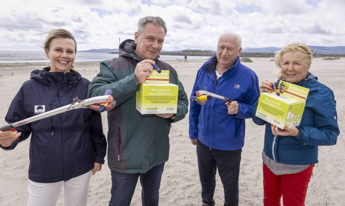 Bronagh Moore, Clean Coasts programme manager; James Burgess, country general manager at ERP Ireland; and beach cleaning volunteers David Ryan and Flora Stimpson and collecting vape waste on Dollymount Strand. Vapes can be brought back to retailers on a one for one basis or disposed of at the WEEE/Battery area at Civic Amenity Sites. Picture: Fennell Photography