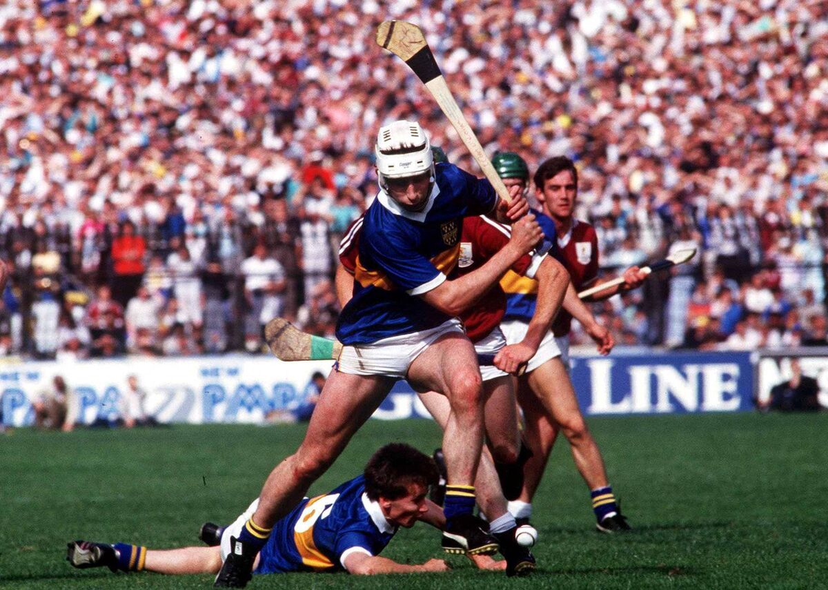 PULL: Conor O'Donovan of Tipperary clearing the ball during the All-Ireland semi-final with Galway in 1987. Photo by Ray McManus/Sportsfile