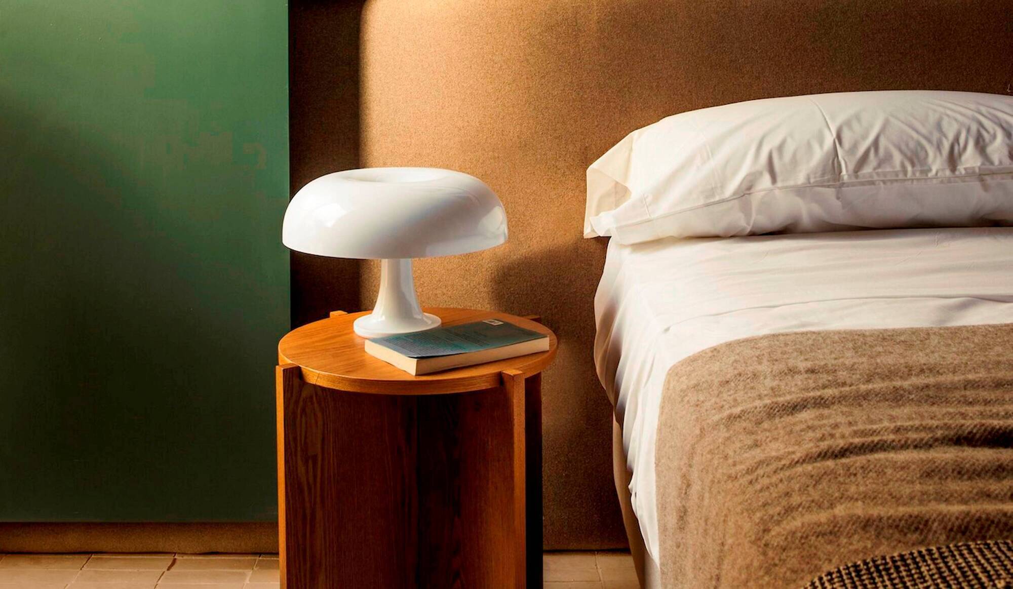 Switched on: How to create dreamy bedroom lighting