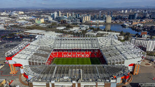 <p>Manchester United’s shirt sponsor, Snapdragon, is interested in buying the naming rights to Old Trafford or any new stadium constructed to replace it.</p>