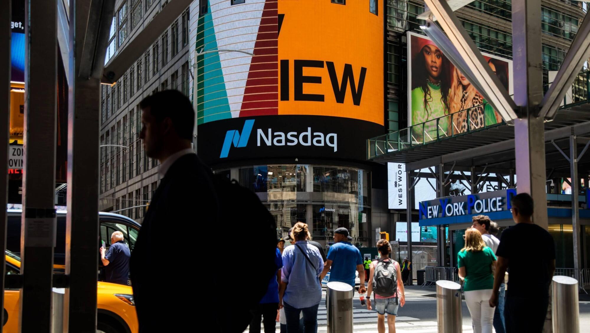 Attention, jittery investors: Stop panicking … this is what a soft landing should look like