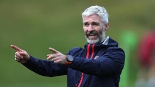 <p>EXPERIENCED CAMPAIGNER: Aled Walters, former England head of strength and conditioning issues instructions during a training session. Pic: David Rogers/Getty Images</p>