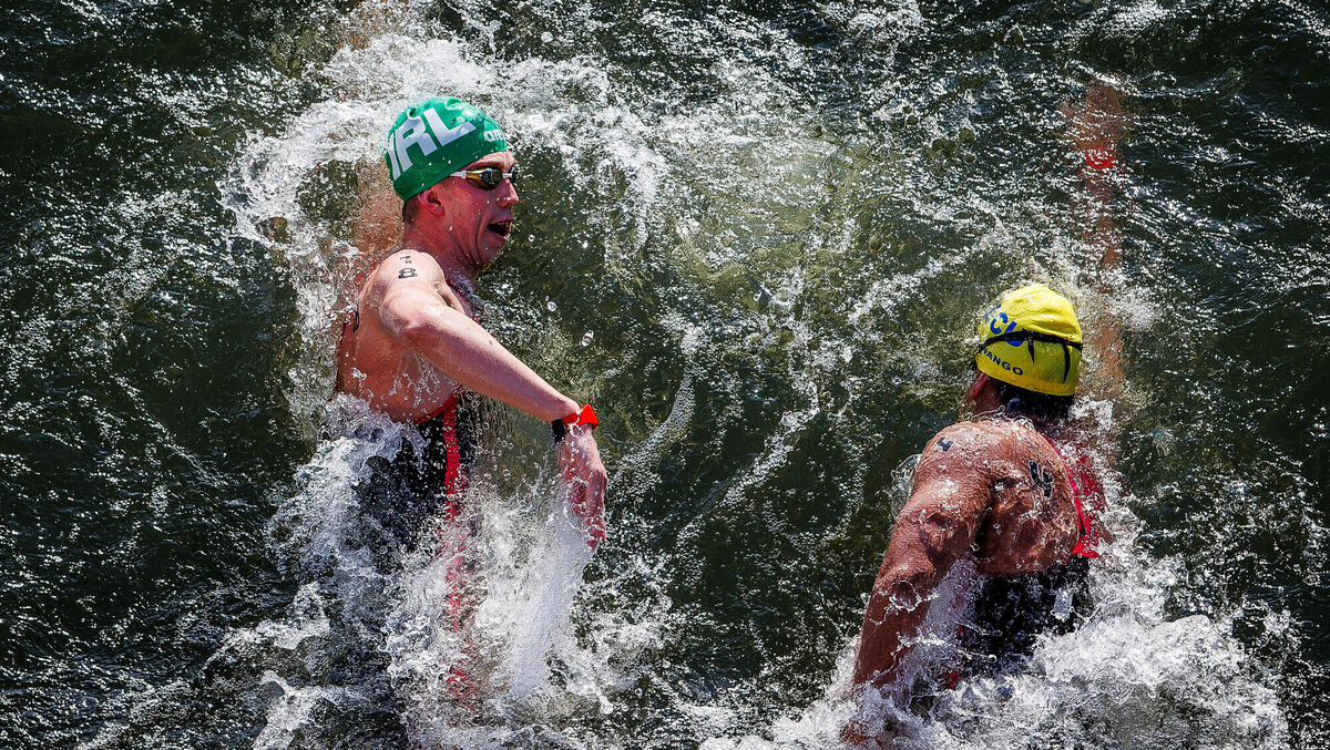 BIG SPLASH: Ireland’s Daniel Wiffenin the Seine ©INPHO/Ryan Byrne BIG SPLASH: Ireland’s Daniel Wiffenin the Seine ©INPHO/Ryan Byrne