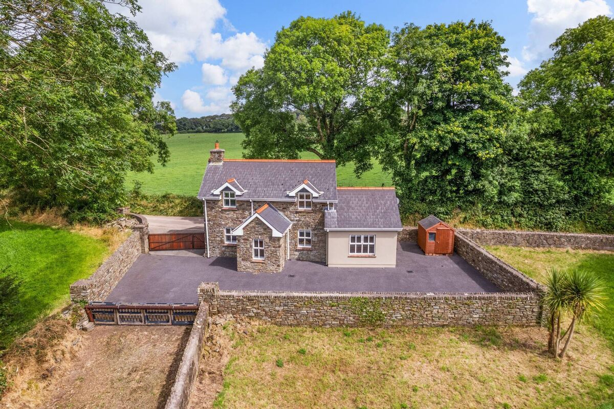 Three-bed lodge is in top order too Three-bed lodge is in top order too