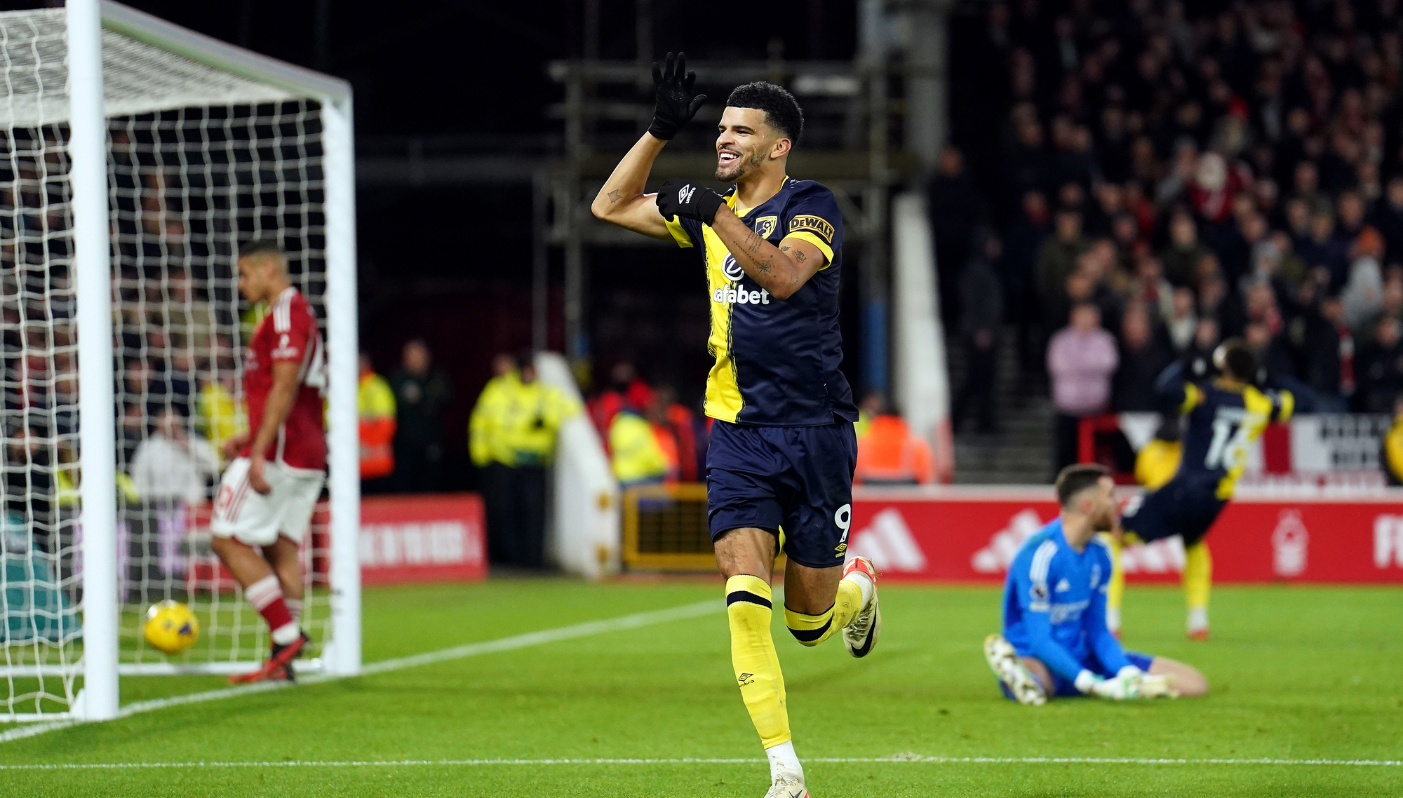 Tottenham step up pursuit of Bournemouth forward Dominic Solanke