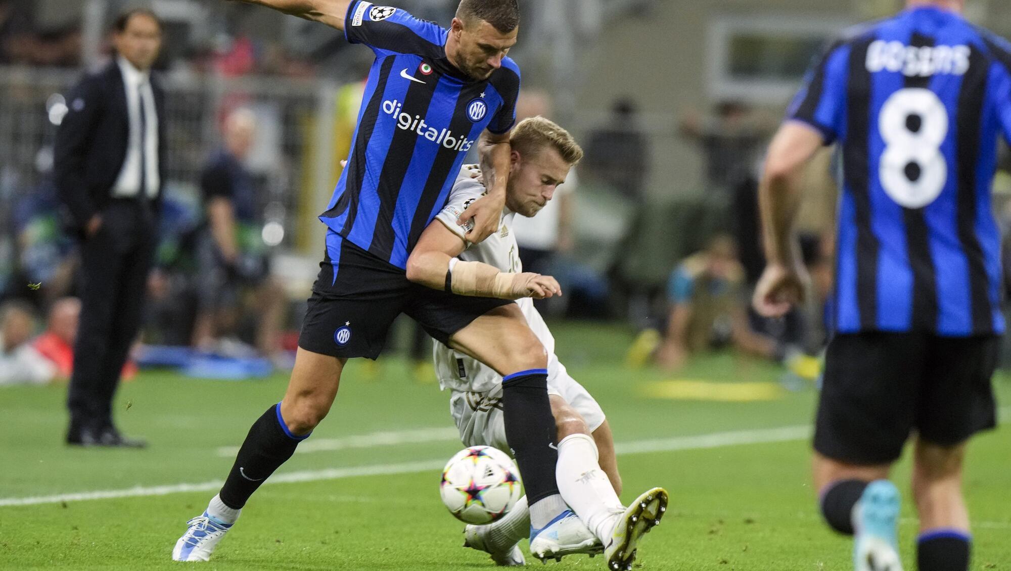 Manchester United set to sign De Ligt and Mazraoui, Wan-Bissaka heads to West Ham
