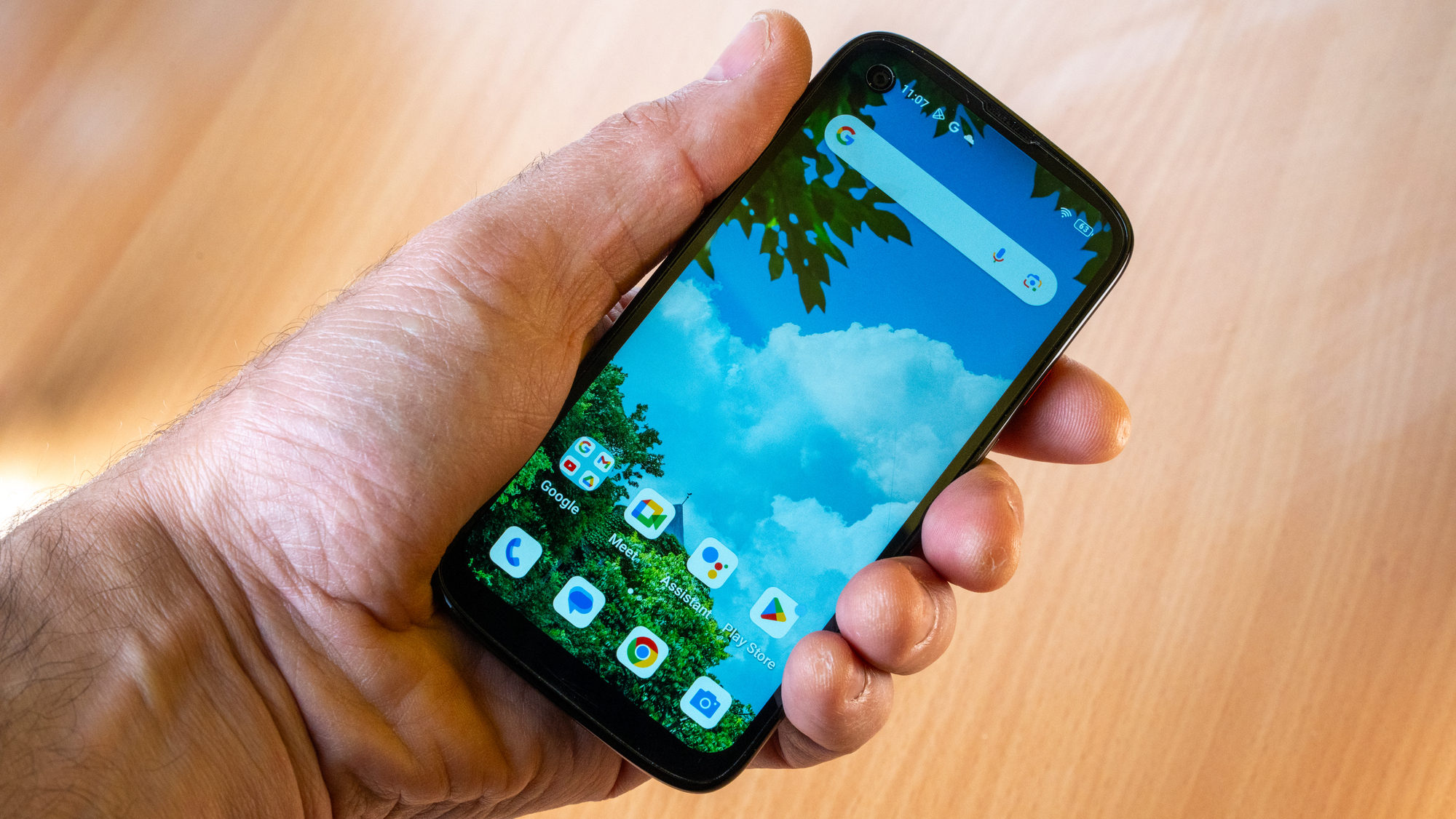 UniHertz Jelly Max: The mighty miniature phone that surprises
