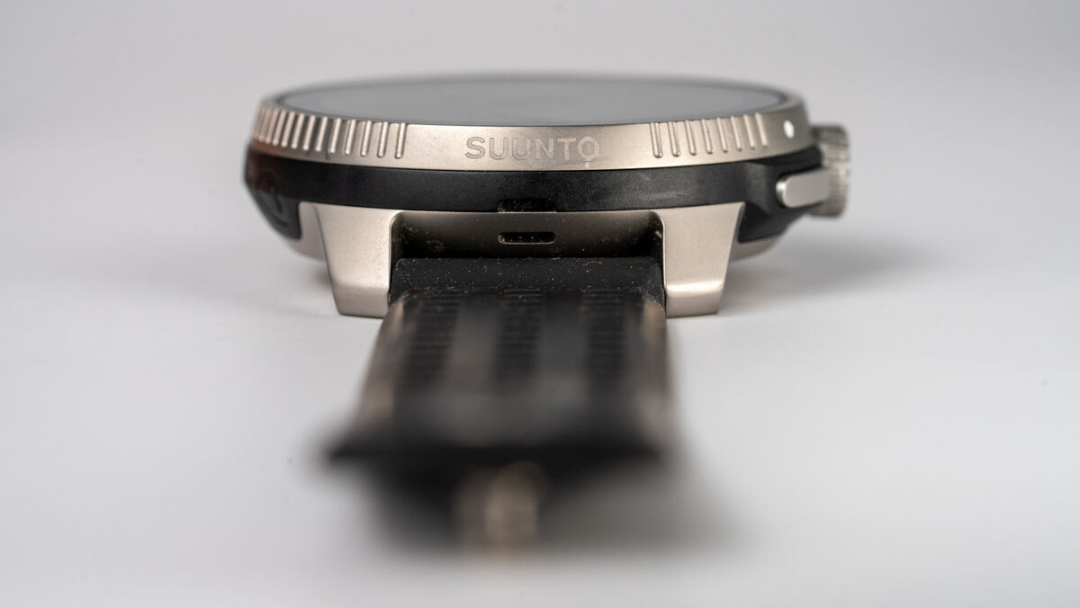 The race uses standard 22mm straps. Picture: Noel Campion. The race uses standard 22mm straps. Picture: Noel Campion.