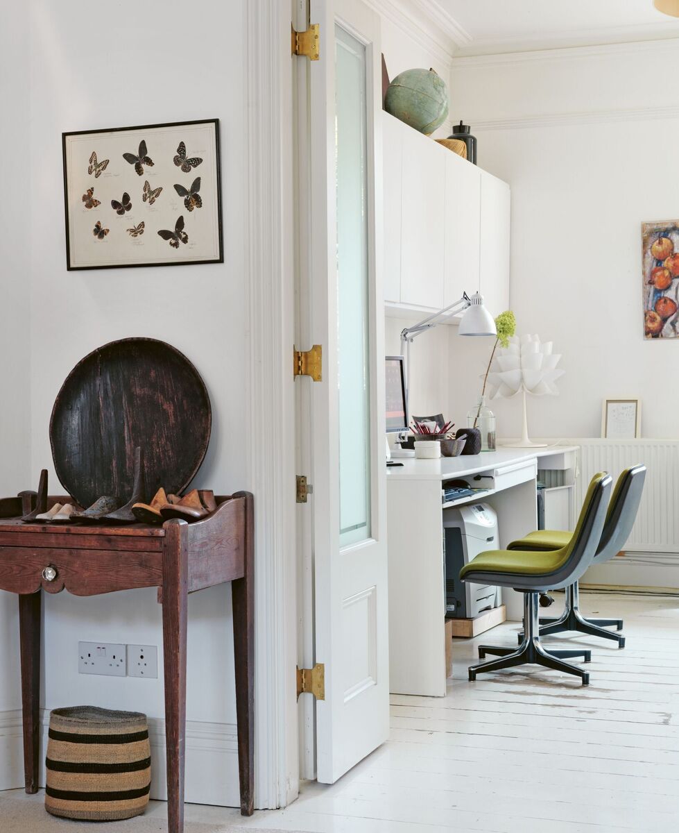  A home office reflecting and reinforcing a sense of self-assurance can makes us feel good.