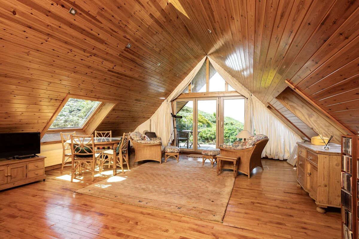 House has this virtual self-contained section with the best of views