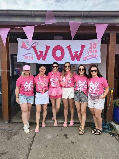 Kelly Leacy, Anna Carthy, Áine O'Driscoll, Odharnait Collins, Sinéad Barnett and Caoimhe McCormack Kelly Leacy, Anna Carthy, Áine O'Driscoll, Odharnait Collins, Sinéad Barnett and Caoimhe McCormack