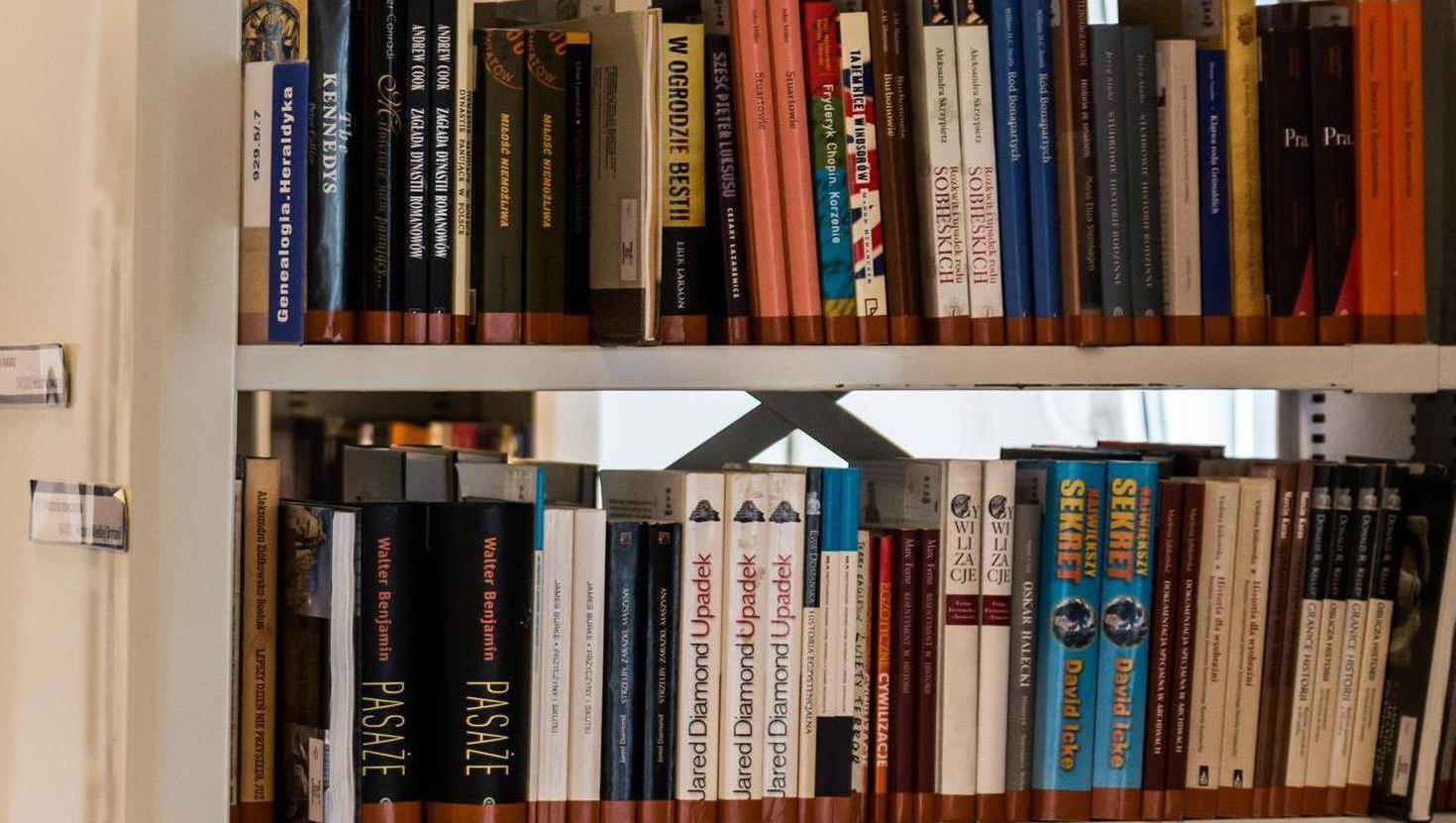 Far right should not be able to disrupt 'sanctuary' of libraries, says union