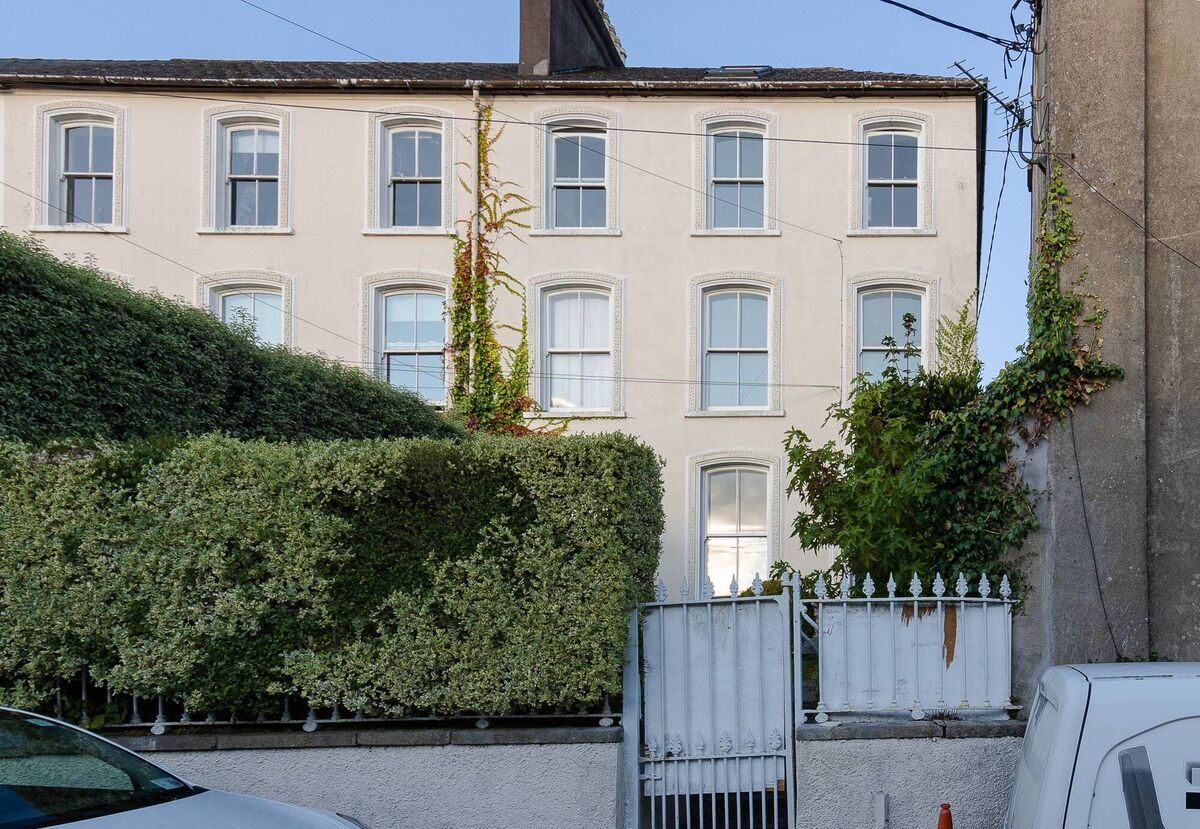 No 1 alright: agent Fiona Waldron guides this city smasher at €725,000