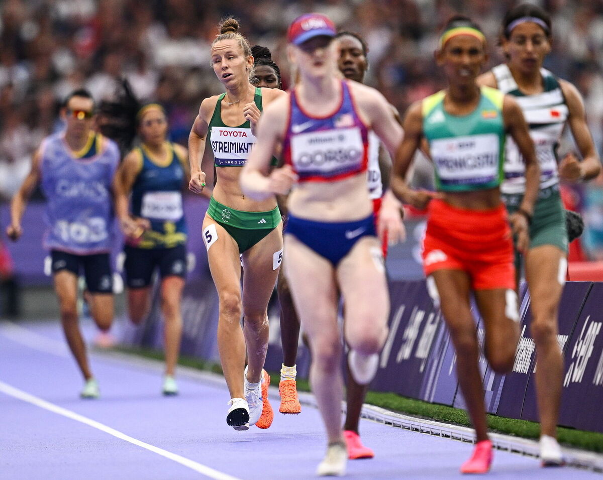 Greta Streimikyte of Ireland, centre, on her way to finishing fourth in the Women's 1500m T13 final on day three of the Paris 2024 Paralympic Games at Stade de France in Paris, France. Photo by Ramsey Cardy/Sportsfile