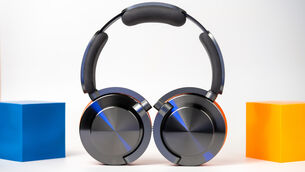 <p>Dyson OnTrac ANC headphones. Picture: Noel Campion.</p>