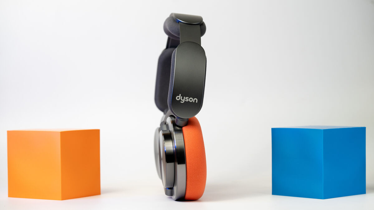 The Dyson OnTrac have 40mm neodymium drivers. Picture: Noel Campion.