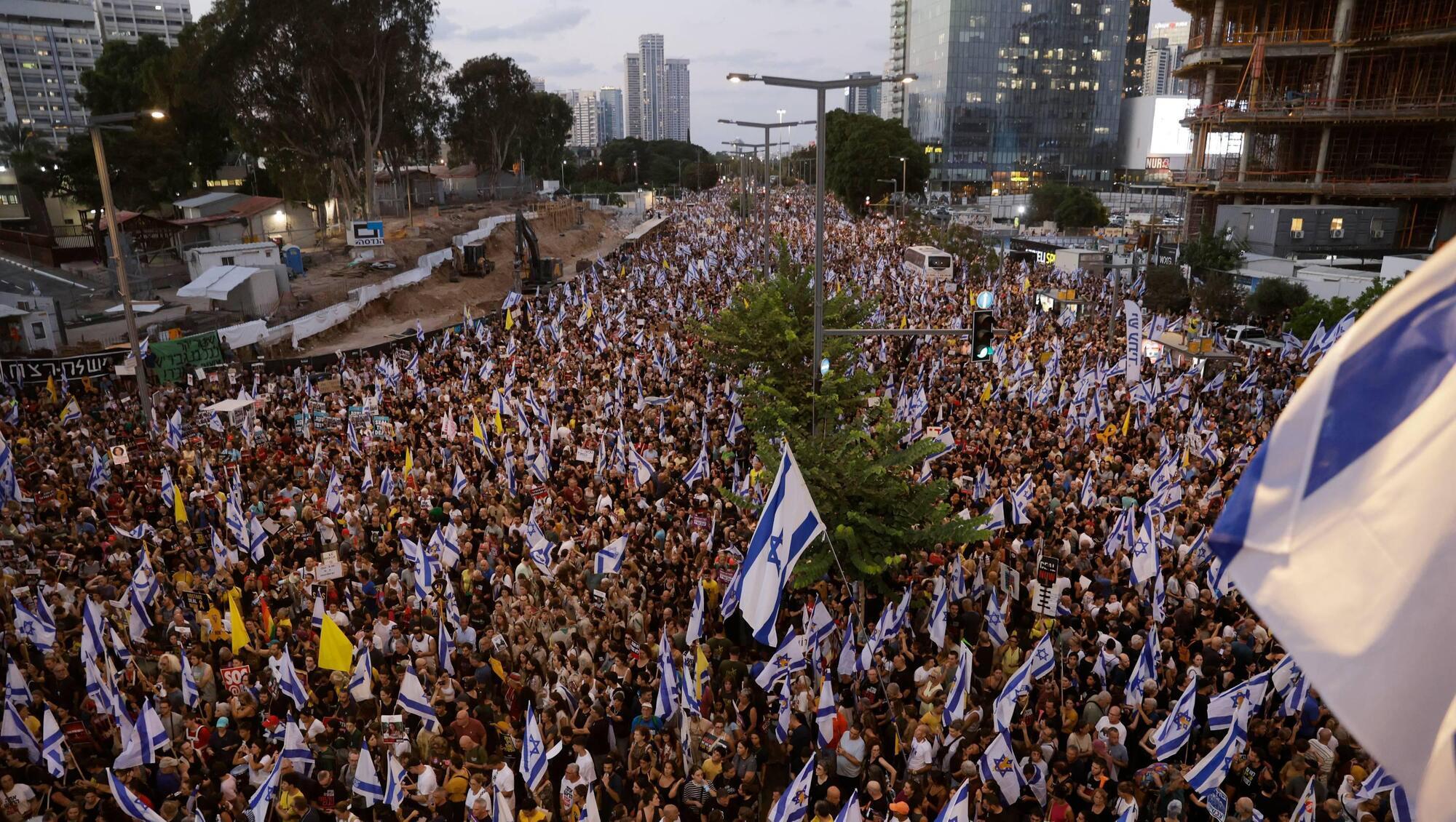 Push for Gaza ceasefire as Israeli public opinion shifts