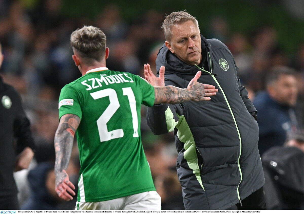 Heimir Hallgrimsson and Sammie Szmodics of Ireland. Photo by Stephen McCarthy/Sportsfile Heimir Hallgrimsson and Sammie Szmodics of Ireland. Photo by Stephen McCarthy/Sportsfile