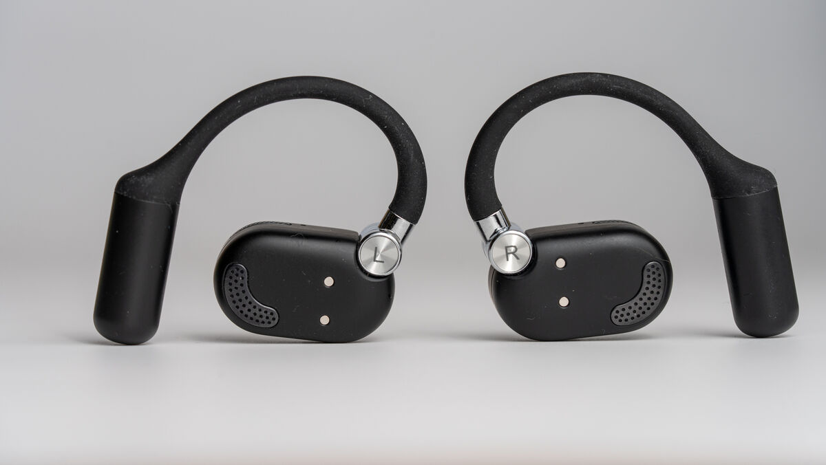 OpenRock X has four AI noise-cancelling mics. Picture: Noel Campion.
