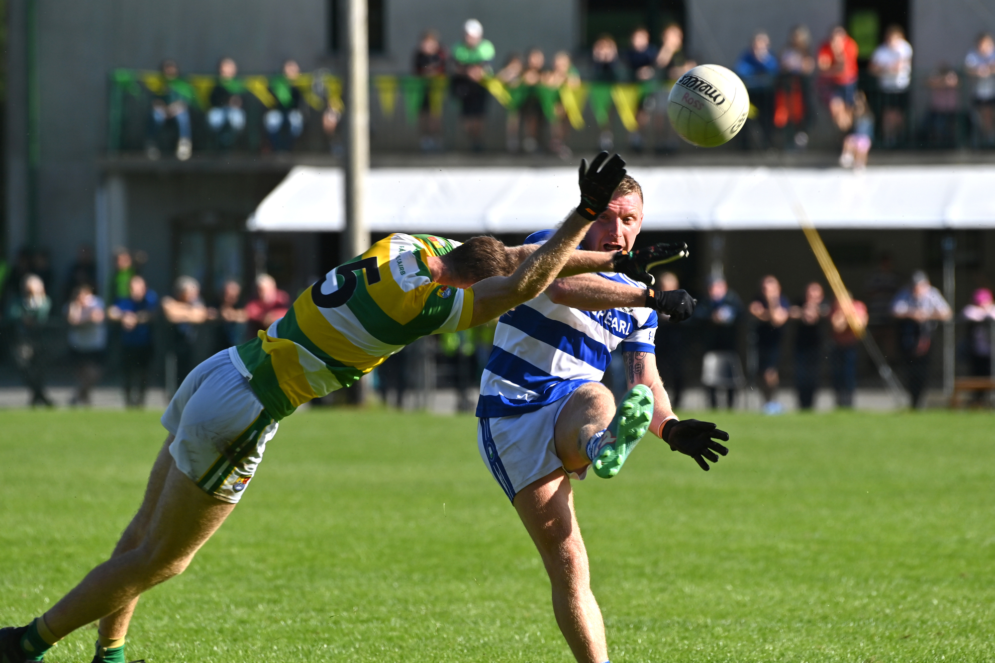 Castlehaven march into semis but Carbery Rangers face relegation joust