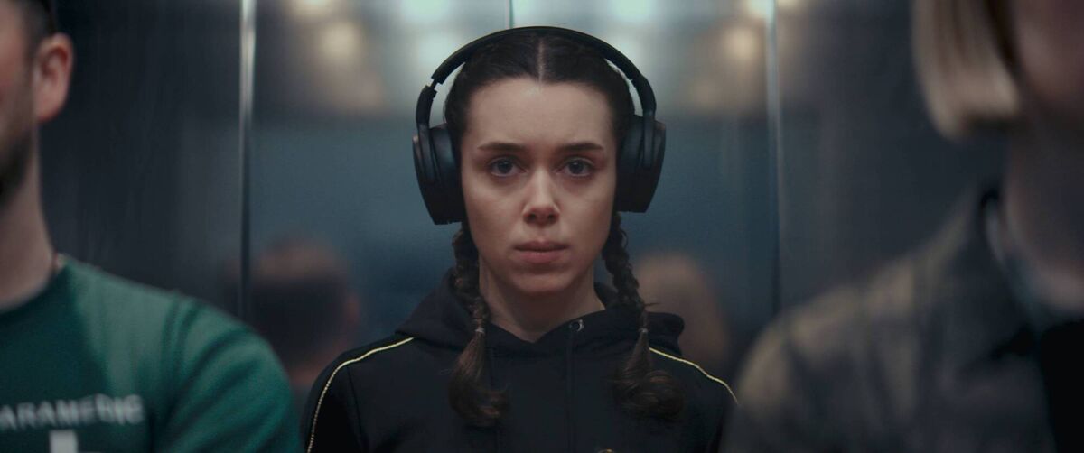 Ciara Berkeley plays Toni Gale in Swing Bout