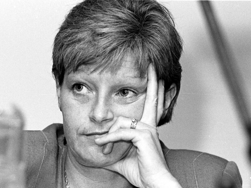 When Veronica Guerin was killed, the apparatus of the State moved to introduce legislation including setting up the Criminal Assets Bureau to rein in the out-of-control criminals. When Veronica Guerin was killed, the apparatus of the State moved to introduce legislation including setting up the Criminal Assets Bureau to rein in the out-of-control criminals.