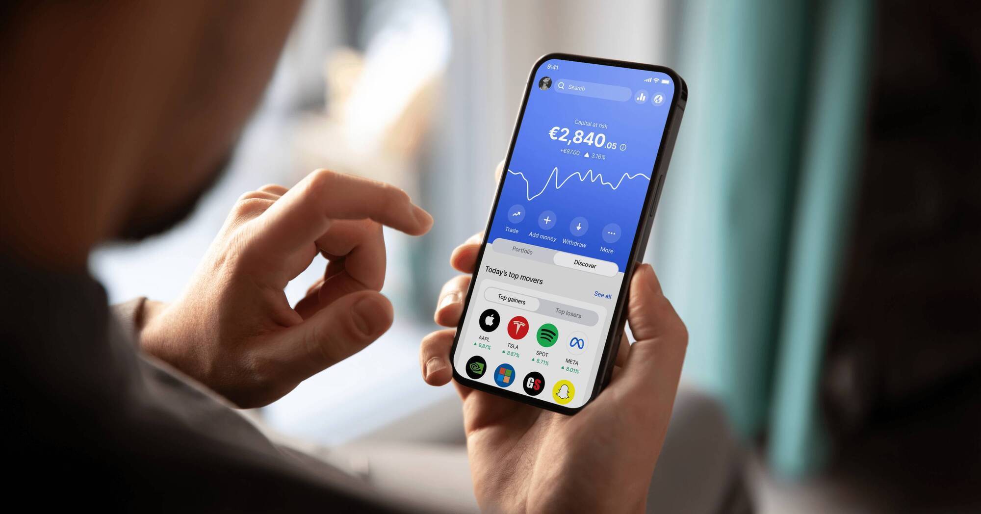 Revolut sees 17% surge in young investors across Irish market 