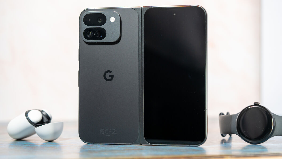 The Pixel 9 Pro Fold has a 6.3-inch cover display with a screen ratio close to that of a standard phone. Picture: Noel Campion. The Pixel 9 Pro Fold has a 6.3-inch cover display with a screen ratio close to that of a standard phone. Picture: Noel Campion.