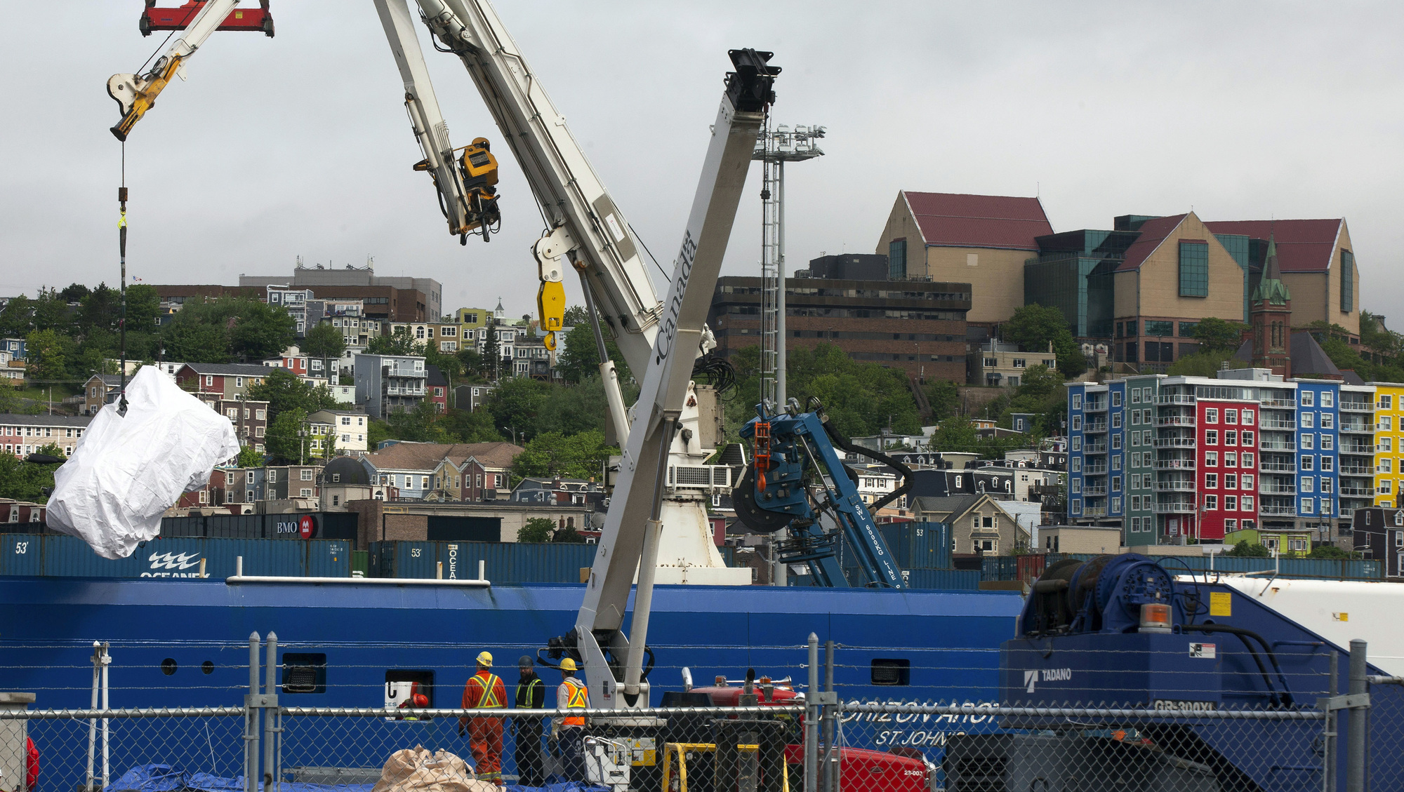Mission specialist for Titan submersible owner to give evidence