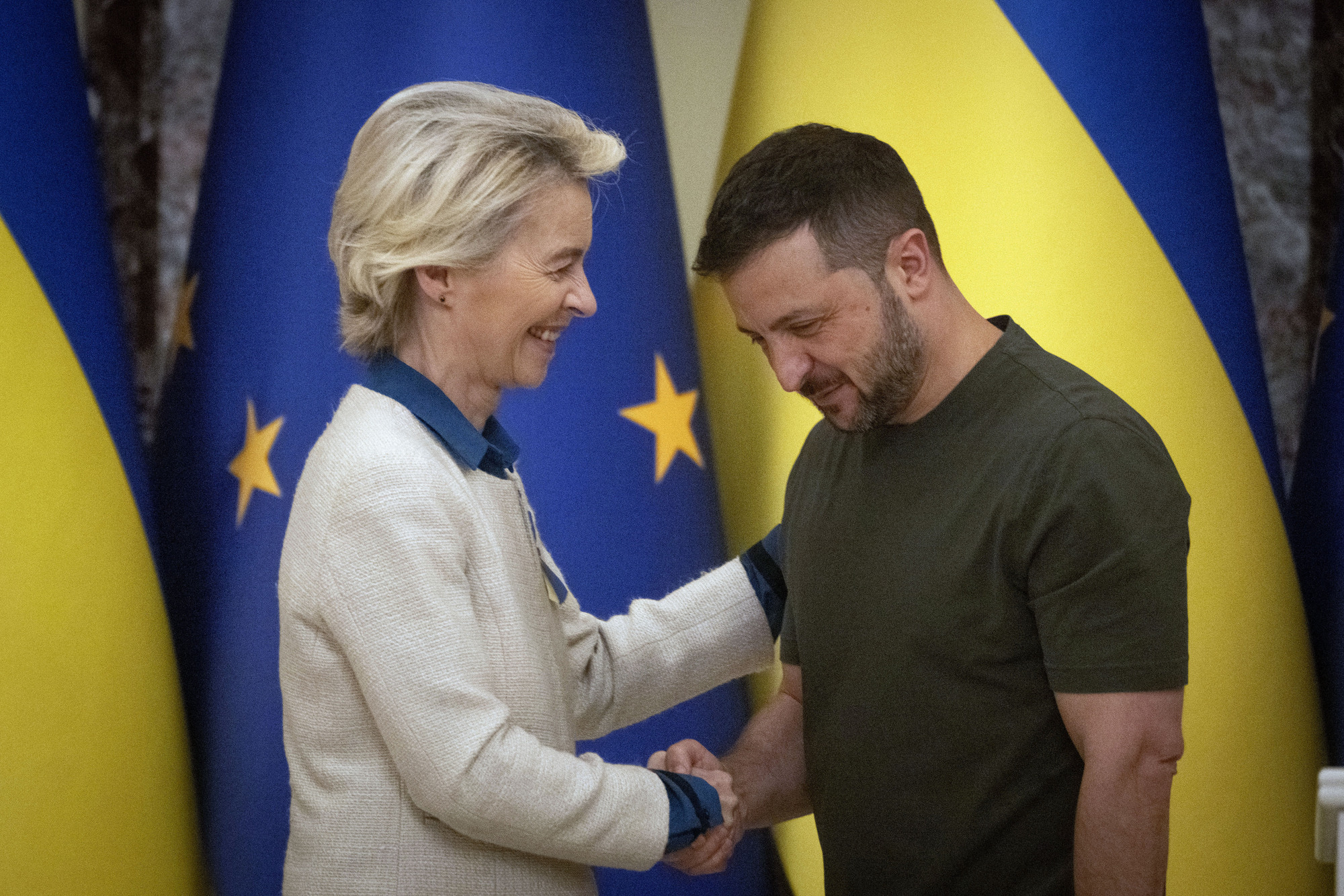 EU pledges loans to Ukraine to help rebuild economy and power grid