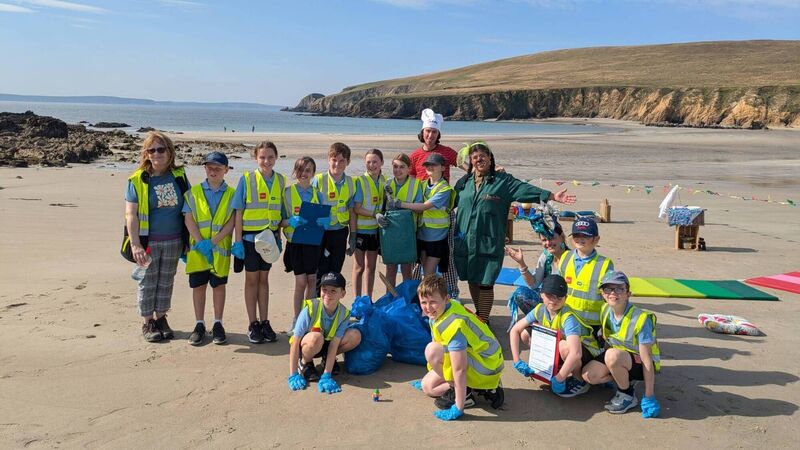 Ninety five tonnes of litter cleaned from Irish beaches over weekend Ninety five tonnes of litter cleaned from Irish beaches over weekend