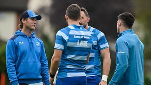 <p>NEW VOICE: Assistant coach Tyler Bleyendaal, left, with Ross Byrne, Jack Conan and Jimmy O'Brien during Leinster rugby squad training at UCD in Dublin. Photo by Brendan Moran/Sportsfile</p>