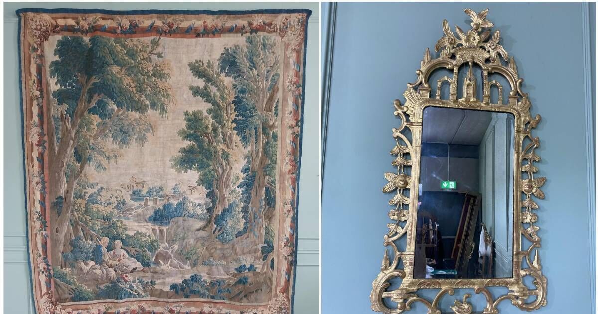 フランスの城のタペストリーと鏡