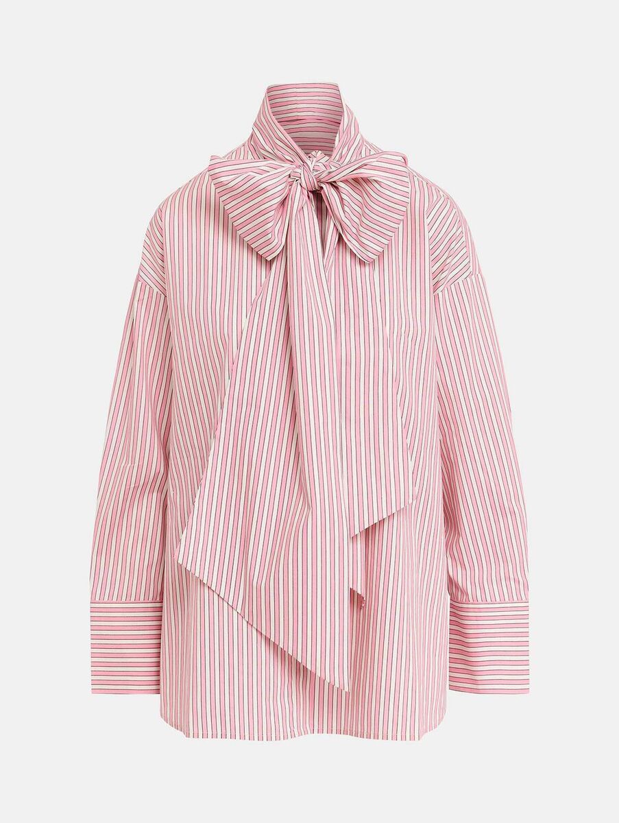 ‘Greta’ pussybow blouse, Essentiel Antwerp, €145 ‘Greta’ pussybow blouse, Essentiel Antwerp, €145