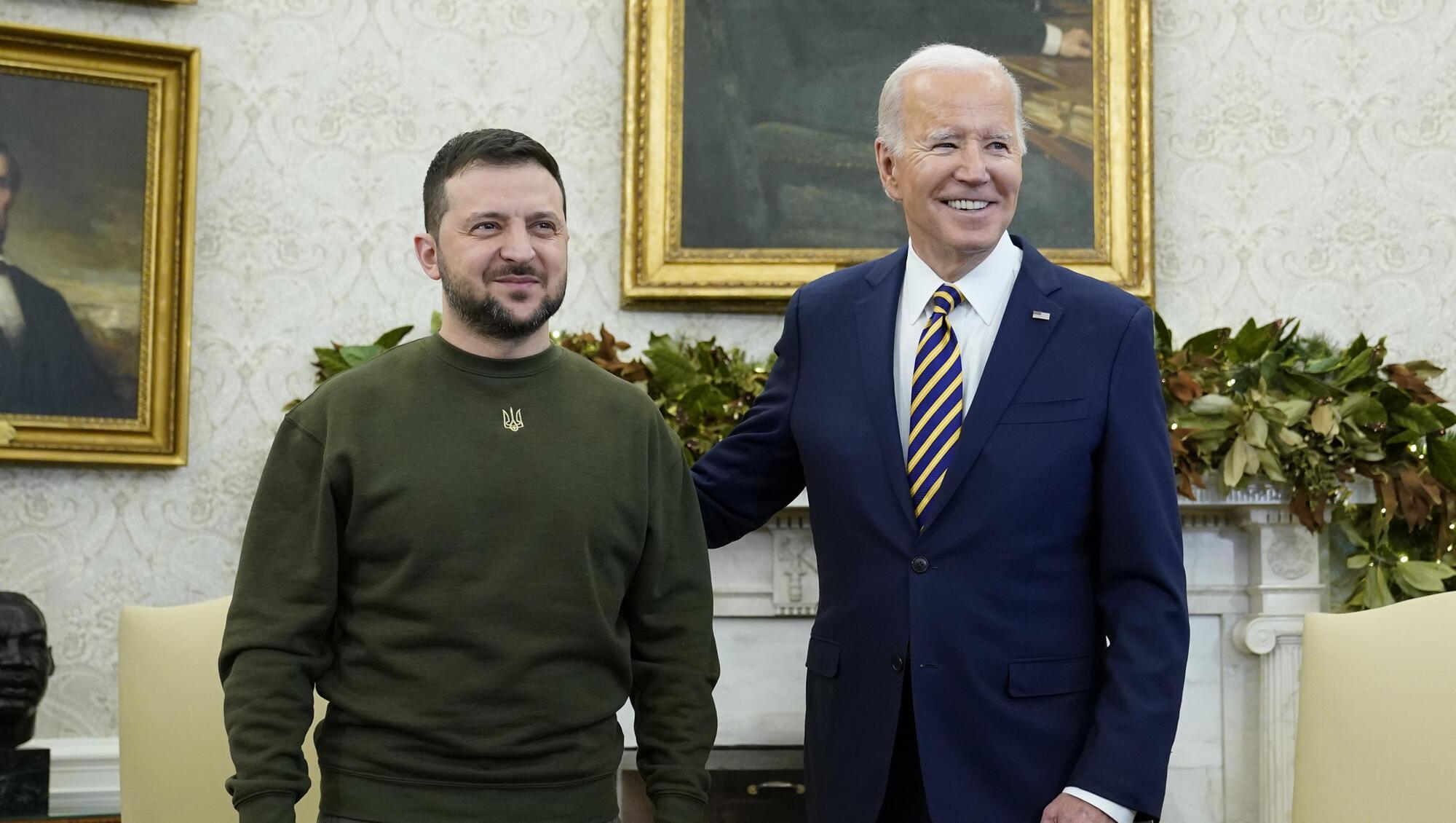 US President Joe Biden announces $8bn in military aid for Ukraine