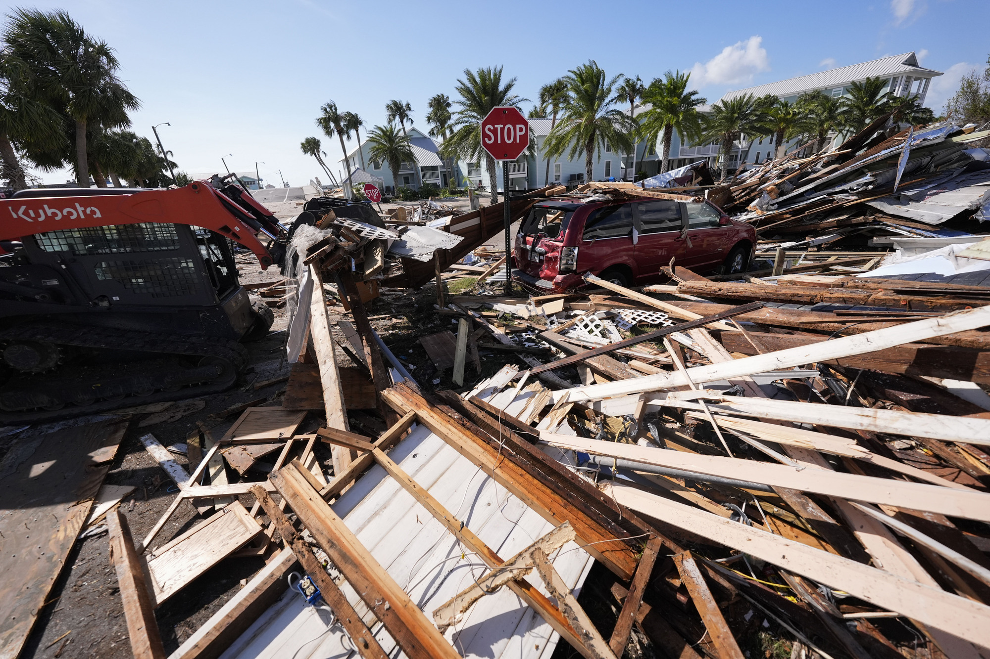Rescuers race to free people trapped by Hurricane Helene as storm kills 35