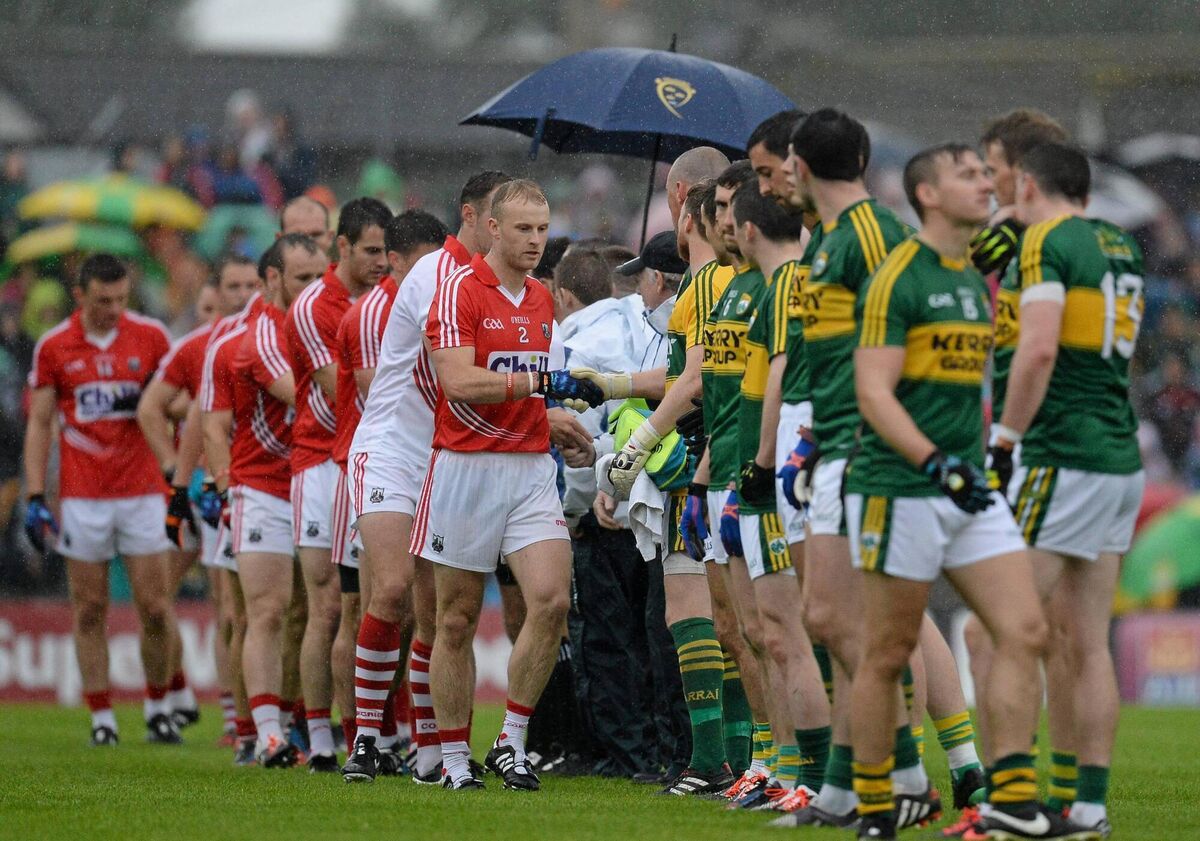 Kerry and Cork players shake hands before 2015 Munster SFC replay. Pic: Brendan Moran / SPORTSFILE Kerry and Cork players shake hands before 2015 Munster SFC replay. Pic: Brendan Moran / SPORTSFILE