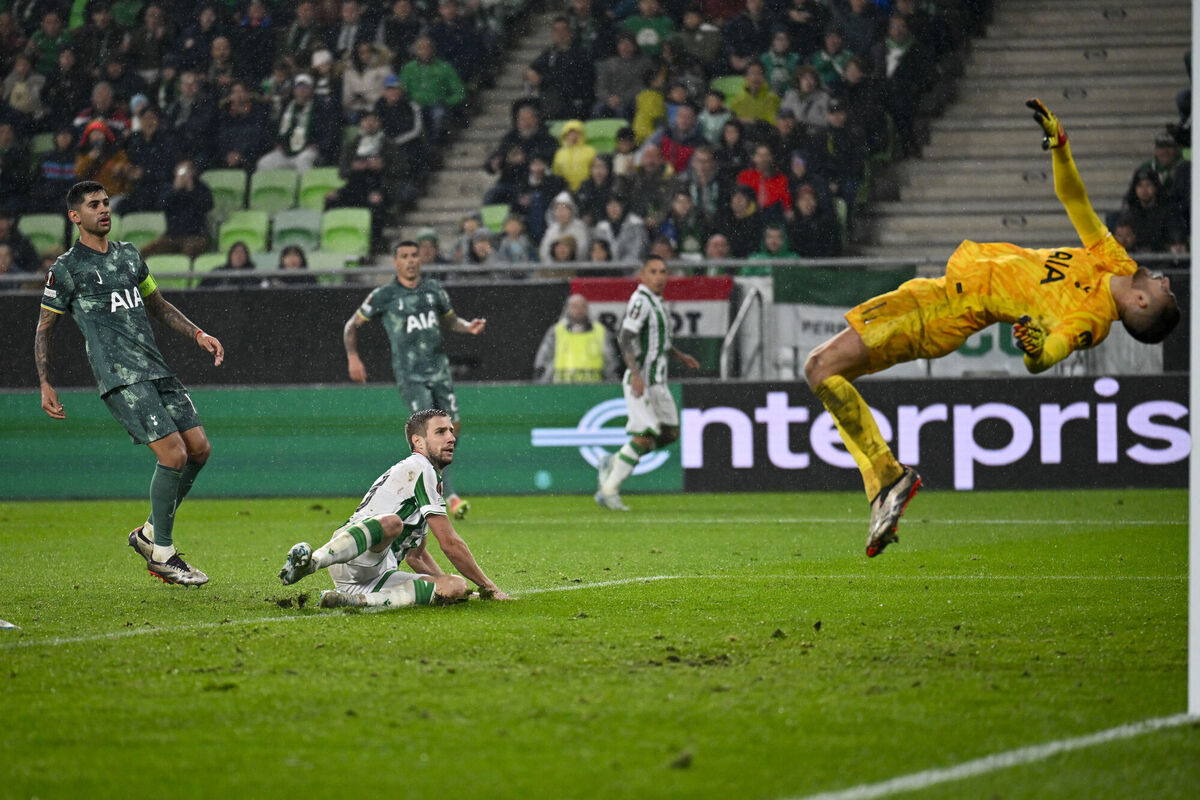 Ferencvaros' Barnabas Varga, centre left, scores his side's opening goal (AP Photo/Denes Erdos) Ferencvaros' Barnabas Varga, centre left, scores his side's opening goal (AP Photo/Denes Erdos)