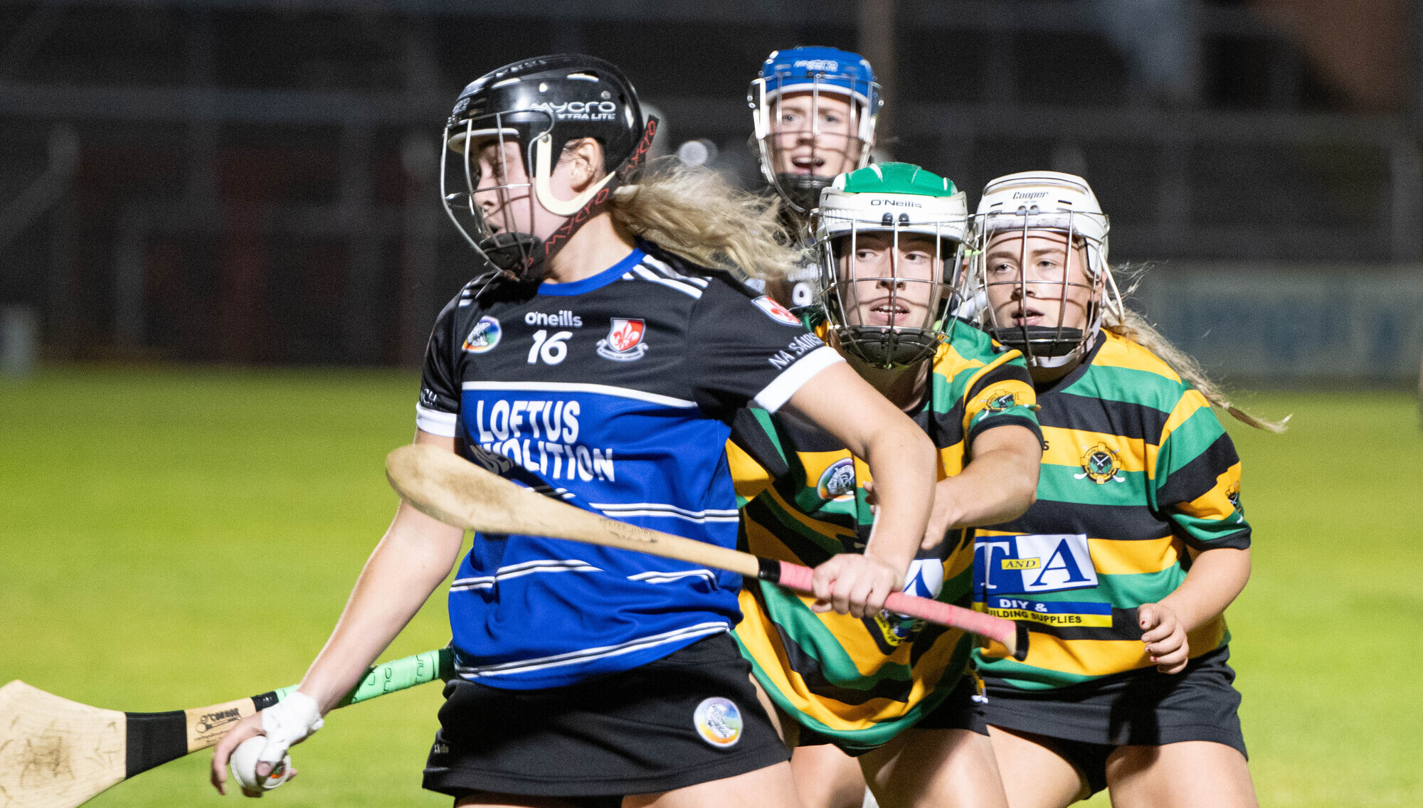 Four-star Sarsfields return to final