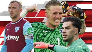 <p>TALKING POINTS: Ten talking points from the weekend action in the Premier League: </p>