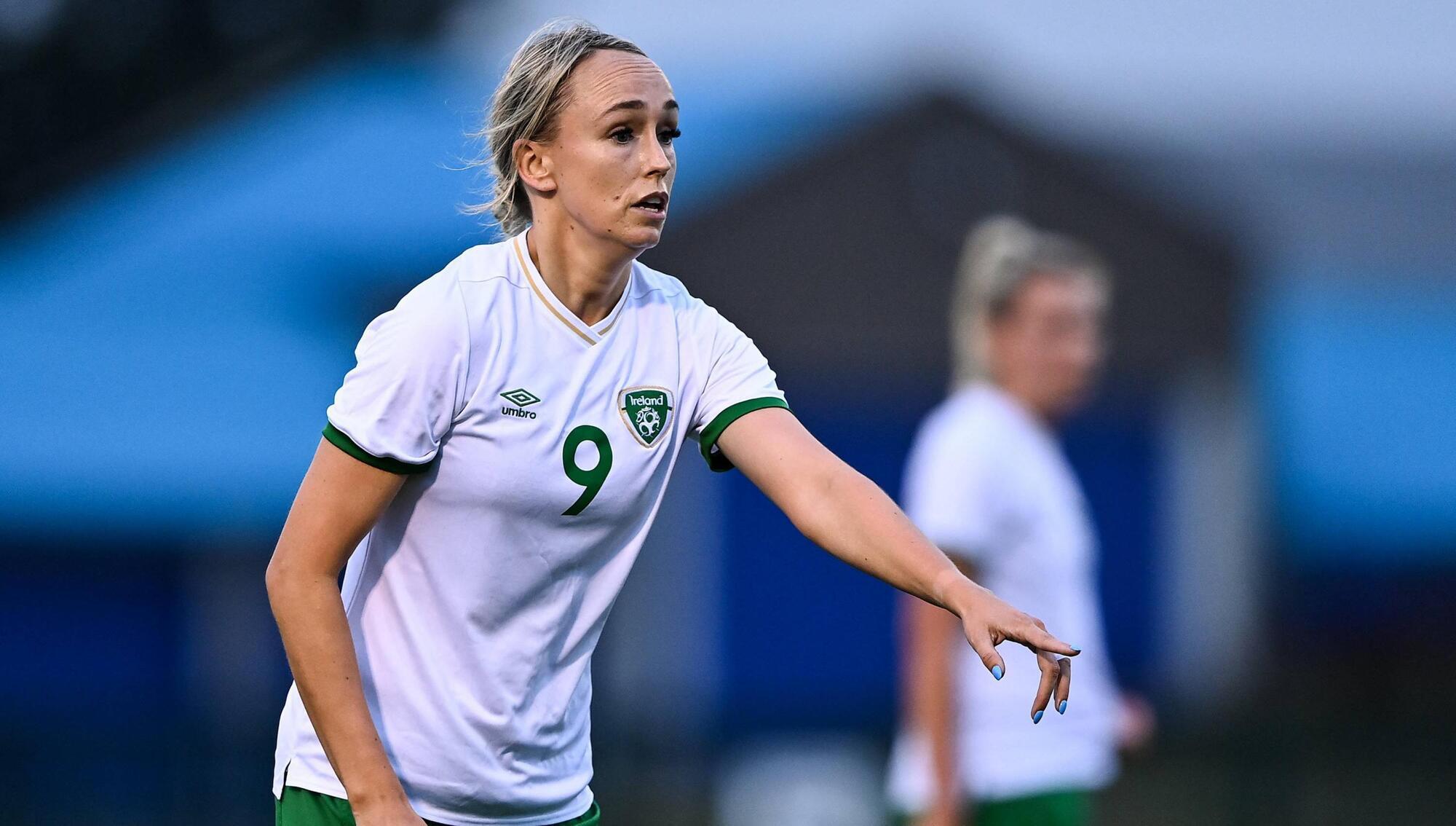 Former Ireland striker Zambra announces retirement