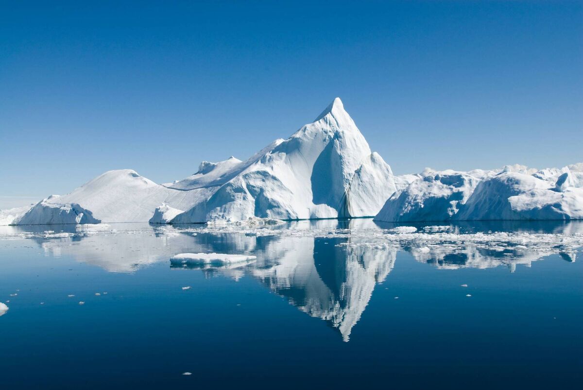 The melting of the Greenland and West Antarctic ice sheets would unleash many metres of sea level rise.