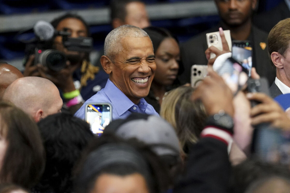 Former President Barack Obama greets attendees after speaking at a campaign rally supporting Democratic presidential nominee Vice President Kamala Harris, Thursday, October 10, 2024, at the University of Pittsburgh's Fitzgerald Field House in Pittsburgh. Picture: AP Photo/Matt Freed Former President Barack Obama greets attendees after speaking at a campaign rally supporting Democratic presidential nominee Vice President Kamala Harris, Thursday, October 10, 2024, at the University of Pittsburgh's Fitzgerald Field House in Pittsburgh. Picture: AP Photo/Matt Freed