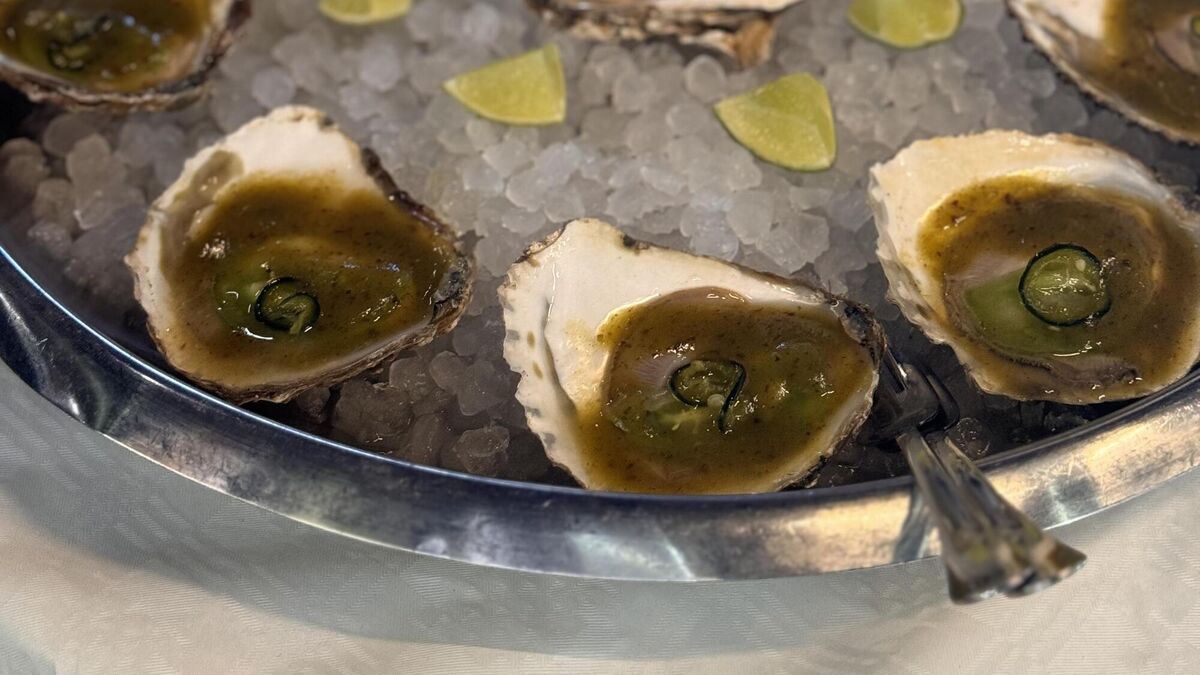 Tom Brown’s Oysters with Seaweed Hot Sauce