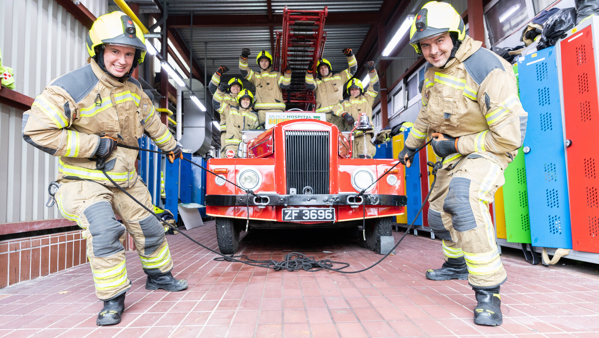Firefighters to pull 10-tonne engine through Cork City to raise funds for Mercy hospital